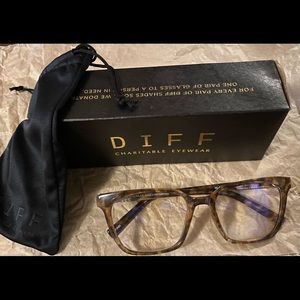 DIFF Eyewear Tortoise-shell blue light glasses